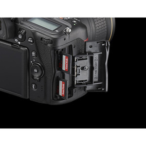 Cuerpo de cámara réflex digital D780 FX con tarjeta SD de 64 GB y paquete de accesorios - Product Image 6