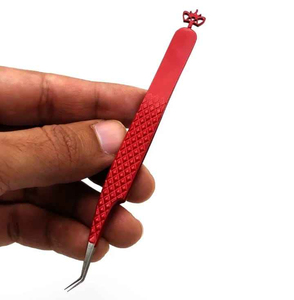 Pince à épiler de précision pour cils, pointe fine, manche ergonomique, pointe blanche, design dégradé doré, antidérapante, usage professionnel pour cils - Product Image 4