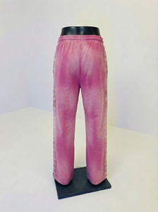 ชุดวอร์มสีชมพูแบบวินเทจ  ชุดฮู้ดดี้ประดับหมุดและกางเกงจ็อกเกอร์รูดเชือก  ชุดสตรีทแวร์ตกแต่งเข้าชุดกัน  รับผลิตแบบ OEM/ODM - Product Image 6