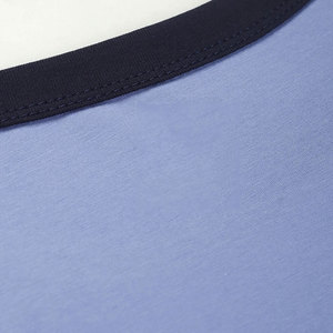 Camiseta Ringer de Alta Calidad con Acabado Suave para Uso Diario y Cómodo - Product Image 5