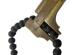 Pulsera Redonda de Piedra Natural Negra Mate Feng Shui Hecha a Mano para Hombre y Mujer, Tamaño 8-10 mm, Joyería de Moda Energética - Product Image 3