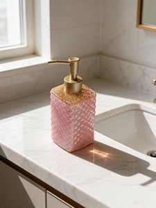 Juego de Baño Portátil Moderno de Tres Piezas de Resina Acrílica Azul Cielo de Lujo de ILAHI, Diseño Floral, Accesorios para el Hogar, Uttar Pradesh - Product Image 2