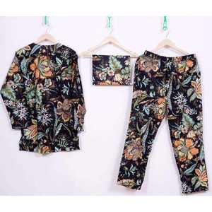 Hermoso Conjunto de Pijama de 2 Piezas con Estampado Floral, Tejido a Mano, 100% Algodón Transpirable, Cuello en V, Manga Larga, Estilo Casual 2026 - Product Image 1