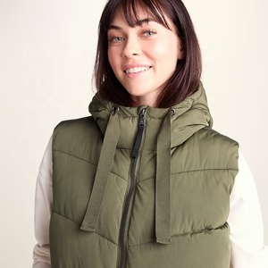 Gilet long matelassé à capuche pour femme, fermeture éclair sur le devant, couleur unie, coupe-vent, vêtement d'extérieur décontracté, vert, gilet long rembourré - Product Image 2