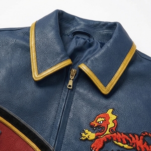 Chaqueta Bomber Varsity Azul y Roja |   Chaqueta Letterman con Bordado de Tigre |   Chaqueta bomber de cuero extragrande |   Fabricante OEM Personalizado - Product Image 4