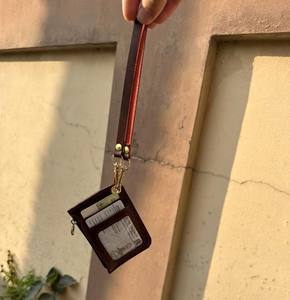 Porta Tarjetas de Identificación 2 en 1 de Cuero Genuino con Cordón Retráctil, Cartera para Tarjetas de Visita con Cierre - Product Image 5