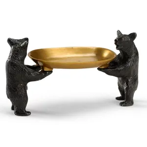 Plateau de présentation en métal fait main pour accessoires de maison haut de gamme, figurine d'ours en céramique faite à la main, plateau décoratif poli en forme de plateau - Product Image 1