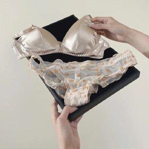 Conjunto de Lencería Sexy de Encaje con Flores para Mujer - Product Image 5