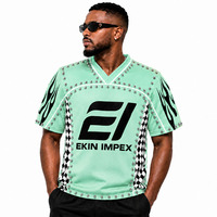 Camiseta de Lujo Personalizada con Tachuelas Estilo Urbano Y2K Cyber Racing, Estampado por Sublimación, Diseño Oversize de Llamas y Cuadros
