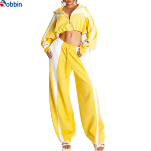 Conjunto de Sudadera Corta con Bloques de Color y Pantalones Anchos de Diseñador de Moda Personalizado, Ropa Deportiva Personalizada para Mujer - Product Image 5