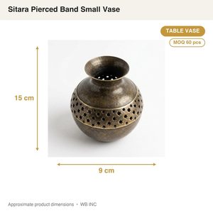 Jarrón de Mesa de Latón Hecho a Mano de 9 cm con Banda Perforada de Latón Antiguo Sitara, Pequeña Decoración para el Hogar con Temática de Hotel y Boda - Product Image 4