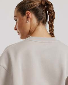Wholesale Cropped Crew Neck Women's Sweatshirt Drop Shoulder Ribbed Cuffs & Hem Custom Logo Women's <b>Workout</b> <b>Hoodies</b> & Sweatshirt - Product Image 6