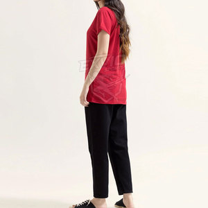Camiseta de algodón transpirable para mujer, diseño personalizado al por mayor, varios colores, para verano. - Product Image 2