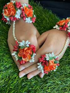 Nuevas Bandas Elásticas para el Cabello con Flores de Gajra Hechas a Mano, Aromáticas, Accesorios para el Cabello con Diseño de Flores Multicolores para Mujer - Product Image 3