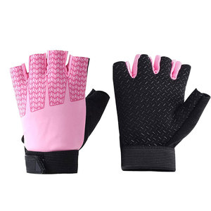 Made In Pakistan Cheap Price Cycling Gloves Half Finger High Quality Made Men Cycling Gloves - Product Image 1