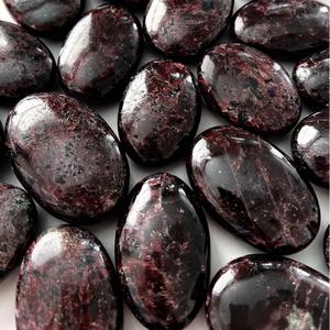 Piedra de Granate Roja Natural Ovalada Pulida, Cristal Curativo para Reiki, Meditación, Sanación Energética, Decoración, Venta al Por Mayor - Product Image 6