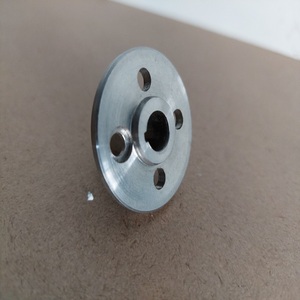 Plaque de montage métallique à 4 trous avec bride de moyeu d'arbre à alésage cléable de haute précision pour machines d'automatisation industrielle – Vente directe fabricant - Product Image 3