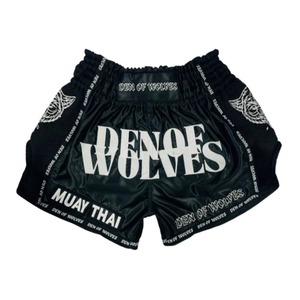 Shorts d'entraînement Muay Thai et Kickboxing sur mesure de haute qualité avec taille élastique, tissu respirant et broderie du logo sur le devant - Product Image 1