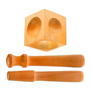 JIPSY Bloc de repoussage en bois et jeu de poinçons, idéal pour la création de formes bombées sur métal texturé sans perdre la texture, outil de fabrication de bijoux, Inde - Product Image 3