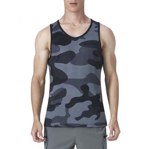 Camiseta sin mangas de camuflaje para hombre, cuello redondo, de secado rápido, tejida, deportiva, informal, para fitness y entrenamiento. - Product Image 1