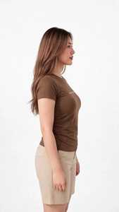 เสื้อยืดคอกลมแขนสั้นสีน้ำตาลเข้มทรงเข้ารูปสำหรับผู้หญิงจาก Oneten Apparel - Product Image 2