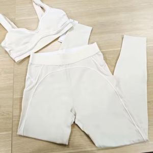 Ensemble de yoga 2 pièces pour femme – Leggings taille haute et soutien-gorge de sport, tenue de sport pour la gym et le fitness - Product Image 6