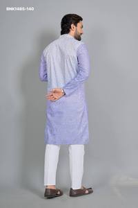 Collection de kurtas et pyjamas en rayonne de qualité supérieure avec broderies Zari sur toute la surface et motifs ombrés, fabriqués en Inde, vente en gros. - Product Image 6