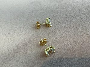 Pendientes Elegantes de Moissanita y Diamante Esmeralda, Chapados en Oro con Plata de Ley 925, Joyería Solitaria para Regalo de Enamorados - Product Image 4