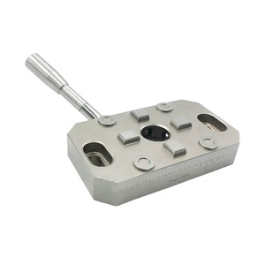 Système compatible 3R-242S-4 Tête fixe en acier de précision, mandrin manuel et super étau pour HE-R06852 de coupe Wireedm - Product Image 3