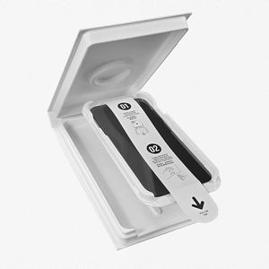 ชุดติดตั้งกระจกนิรภัยแบบไร้ฝุ่นในกล่องกระดาษ ฟิล์มกันรอยแบบเรียบง่ายสำหรับ iPhone 15/16/17 Pro Max - Product Image 5