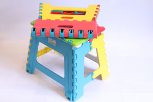 Folding Plastic Chair with Handle Compact and Lightweight for Camping, Gardening and Daily Use - Product Image 4