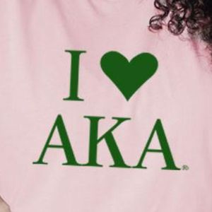 Camiseta I Love AKA, camiseta de algodón bordada en rosa y verde, Top informal de manga corta a la moda para mujeres y hombres, ropa cómoda de verano - Product Image 2