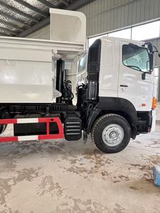 Camion benne poids lourd HINO 6x4 d'occasion 351-450 CV Capacité de charge 31-40T Émissions Euro 3 Conduite à gauche Bon état - Product Image 3