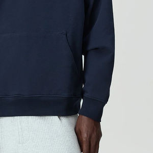 Sweat à capuche pour homme au look élégant, confortable, à épaules tombantes, coupe ample / moderne, couleur unie, matière douce, avec logo - Product Image 4