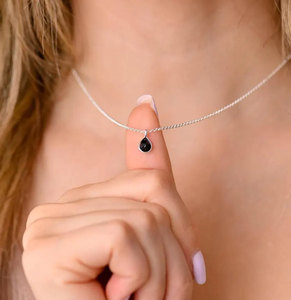 สร้อยคอแต่งงานทรงหยดน้ำตาแบบมินิมอล-จี้อัญมณีชุบเงิน925สำหรับผู้ชายได้รับการรับรองจาก IGI - Product Image 2