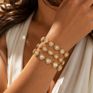 Bracciale Tennis di Lusso in Acciaio Inossidabile Impermeabile con Zirconi CZ per <span class=keywords><strong>Donna</strong></span> - Gioielli di Moda all'Ingrosso dal Produttore - Product Image 3