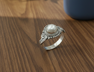 Anillo Espiral Boho Hecho a Mano en Plata de Ley 925 con Madreperla, Joyería Vintage con Filigrana, Chapado en Oro Rosa y Amarillo, Ideal para Regalo - Product Image 1