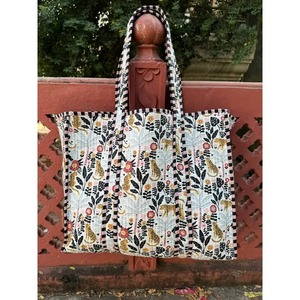 Bolso Tote Acolchado de Algodón Estampado: Bolso de Compras Étnico Indio - Product Image 1