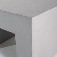 Table basse en microbêton gris Vandana Zenova Arista pour salon moderne et décoration contemporaine