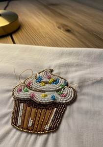 Débardeur perlé d'inspiration créateur avec détails de broderie raffinée pour une tenue féminine élégante - Product Image 6