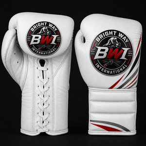 Gants de boxe Bright Way International en PU blanc avec fermeture à lacets, évacuation de l'humidité, personnalisables, respirants, équipement d'arts martiaux pour adultes - Product Image 1