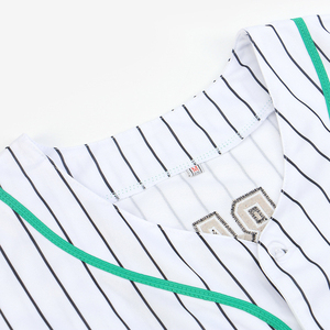 Maillot de baseball personnalisé en mesh avec impression par sublimation numérique, T-shirt de sport pour hommes, tenue d'équipe, vente en gros OEM en vrac - Product Image 4