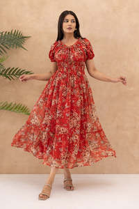 Robe midi en mousseline rouge à imprimé floral avec manches courtes, coupe trapèze ample, style bohème, col rond, taille élastique, pour le quotidien, respirante, idéale pour l'été - Product Image 4