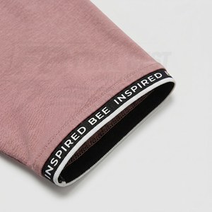 T-shirt rose à col rond et manches courtes pour homme avec logo couronne et bordure contrastante, coupe classique, style streetwear décontracté, tricoté 180 grammes - Product Image 2