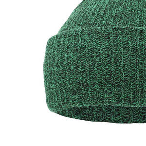 หมวกบีนนี่แฟชั่นคุณภาพสูงสไตล์ใหม่สำหรับผู้ชายและผู้หญิง ดีไซน์ใหม่ สวมใส่สบาย อุ่นสบายสำหรับฤดูหนาว - Product Image 6
