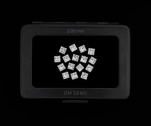 2.64 CT 3.0 MM Diamante de Corte Princesa Cultivado en Laboratorio, Perforado con Láser, Certificado IGI, Blanco Claro [16 Piezas] OM GEMS - Product Image 6