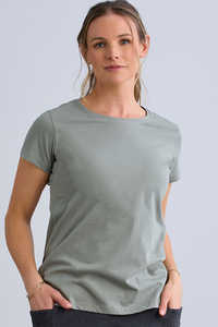 Camiseta de Corte Holgado y Corto |   Básico de Lujo para Mujer en Algodón y Seda |   Camiseta Corta de Estilo Minimalista - Product Image 4