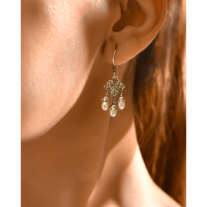 Pendientes de Plata de Moda Kanika, Marca Meera Jaipur, Origen India, Modelo MTER547 - Product Image 1