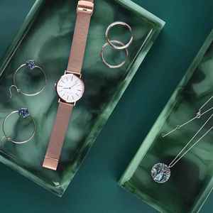 Bandeja de lujo pulida con acabado de resina epoxi y cuentas para servir, almacenar, exhibir joyas, accesorios de tocador y baño, ideal para regalar, para mesa. - Product Image 6