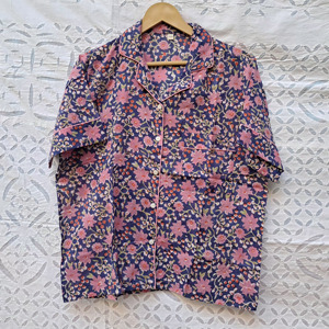 Nuevo Conjunto de Pijama de Algodón con Estampado de Bloques, Camisa con Botones y Pantalones Cortos con Cintura Elástica, Ropa de Dormir Cómoda para Mujer - Product Image 2